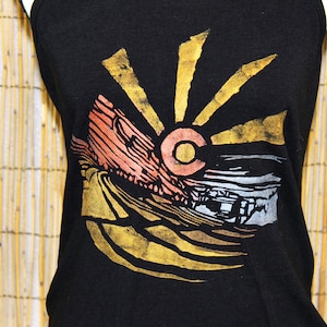 Hand Painted Red Rocks Women&#39;s Bamboo Yoga Tank - Third Wolf
