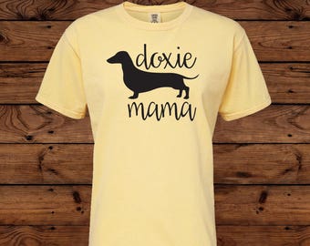 Doxie Mama - Comfort Colors Short Sleeve T-Shirt - Dachshund T-Shirt