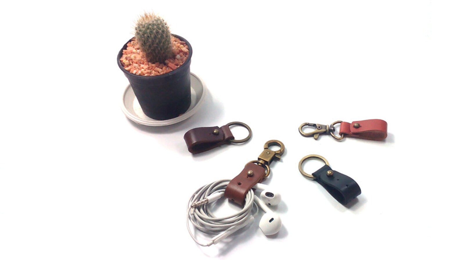 2x Leather Earbud holder. Earbud organizer Cord Holder Cord Etsy