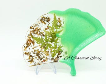 Ginkgo Tray | Gingko Leaf | Trinket Tray | Ring Dish | Minimal Décor | Jewelry Tray | Vanity Tray | Nature Inspired | Resin Dish | Resin Art
