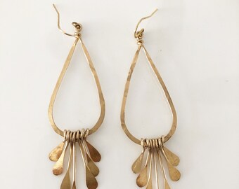 Orecchini a cerchio con pendente Oro giallo 375/9K Ametista 2 pietra – Schmuck GmbH Orecchini a cerchio con pendente Oro giallo 375/9K Ametista 2 pietra – Schmuck GmbH