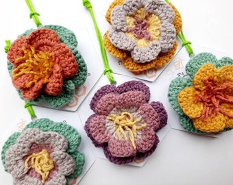 Kathryn Wheel 3D Flower Brooch, Crochet Floral Boho Badge, Birthday Gift, Handmade Floral Pin