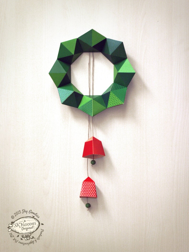 DIY Paper Christmas Wreath Papercraft / Decor  Geometric image 2