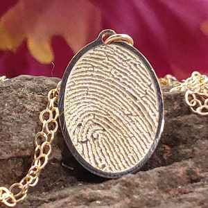 Collar ovalado con huella dactilar conmemorativa de oro amarillo macizo de 14 k: obsequios conmemorativos, joyas conmemorativas, huellas dactilares de seres queridos, collar conmemorativo