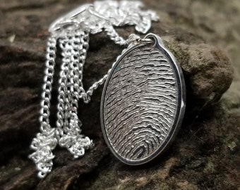 14k Solid White Gold Oval Memorial Fingerprint Necklace - Keepsake Gift / Memorial Jewelry / Loved One Fingerprint / Memorial Necklace