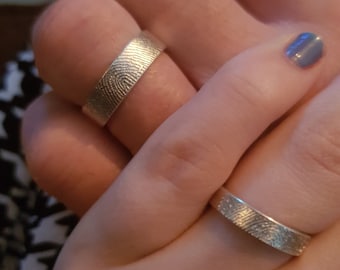 Fingerprint Rings - Matching Wedding Set - Wedding Rings / Matching Wedding Bands / His and Hers Sets / Sterling Silver / Engagement Rings