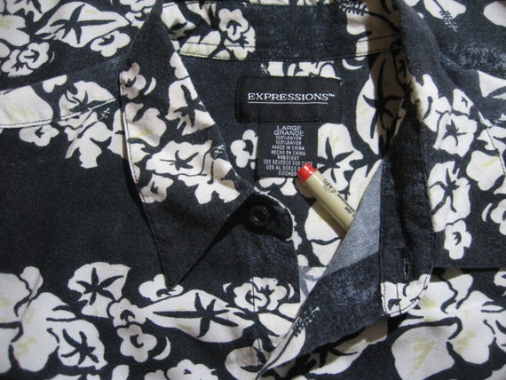 L Rayon 1980s Vintage Expression Black Hawaiian Shirt Floral  