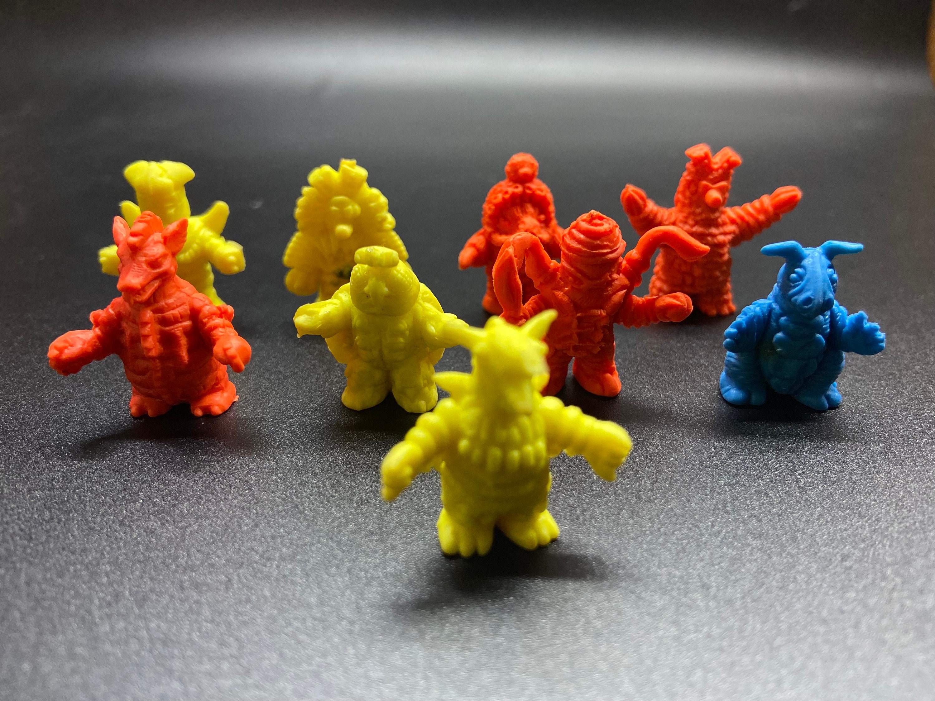 MISHKA 【BOOTLEG KAIJU】 インディーズ ソフビ Mishka x Lamour Supreme Custom Bootleg Kaiju