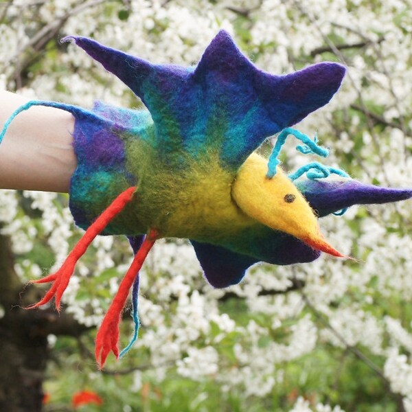 Hand Puppet Rainbow Bird, Felted Toy, Creative play, Nursery Toy, Eco-friendly, OOAK