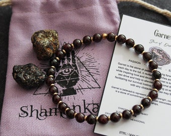 Natural garnet bracelet with two natural garnets