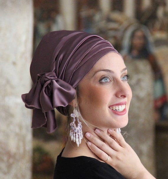 Purple Stretched Satin Turban Sinar Tichel, Hair Snood, Head  display picture 2