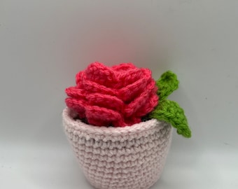 Rosa en maceta // flores de crochet // amigurumi // flores para jugar