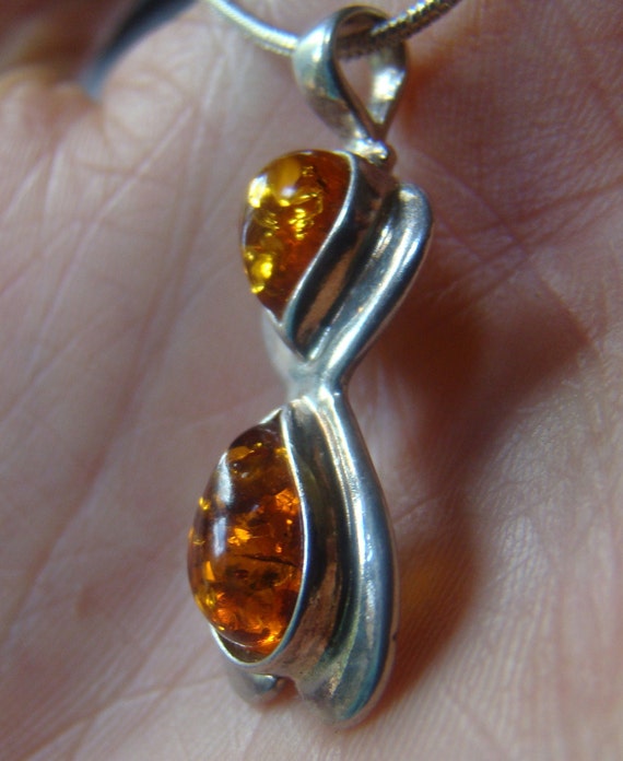 Necklace Vintage Honey Amber and Sterling Silver … - image 2