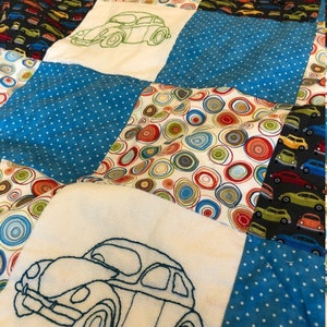 手刺繍入りカーシングルベッド子供用キルト