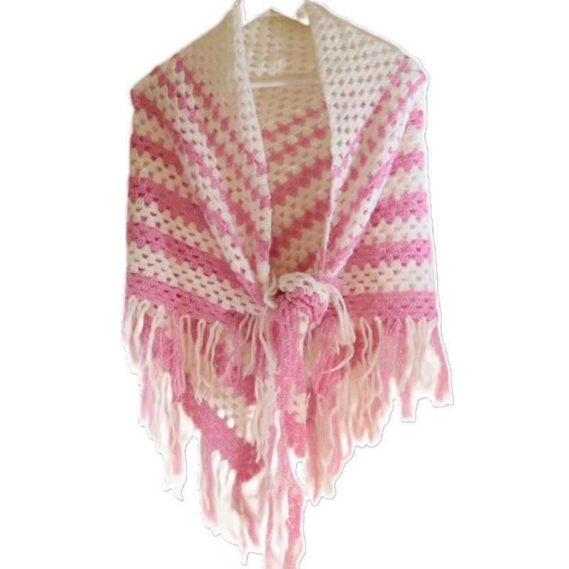 shawl for pink dress