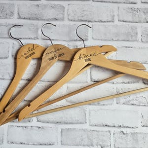 Bridal Hanger, Bride Dress Hanger, Dress Hanger, Clothes Hanger, Bridesmaid Gift, Custom Hanger, Bridal Party Gift