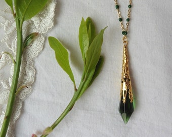 Cottagecore Crystal Teardrop Pendulum Collar Bruja Verde, Chica Mori, Vida Silvestre, Striga, Bosque, Boda Elfa, Collar Gótico, Hada, Elfo Verde