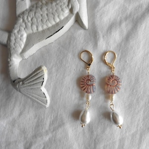 Pendientes de concha de nautile Vidrio checo Perla gota de oro, Mar, Playa, Sirena, Pendientes barrocos, Diosa del mar, Mermaidcore, Coqueta