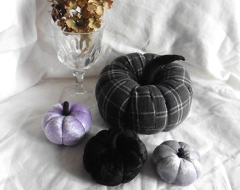 Set of 4 Dark Academia Velvet Pumpkins, Fall Decor, Winter Decoration, Cucurbit, Halloween, Cinderella, Autumn Decoration, Pumpkin Ornament