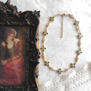 Green White Medieval Declaration Necklace, Ren Faire necklace, Tudor queen, rhombus necklace, Renaissance necklace, Tudor choker
