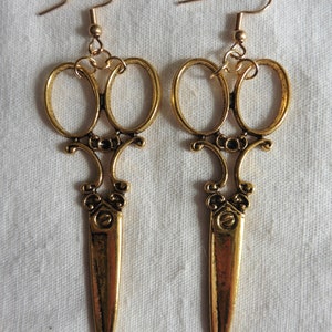 Gold Victorian Scissors Earrings, Gothic earrings, vintage Wedding, Tea Party, Shabby, Alice in Wonderland, Victorian lover, scissors gift image 5