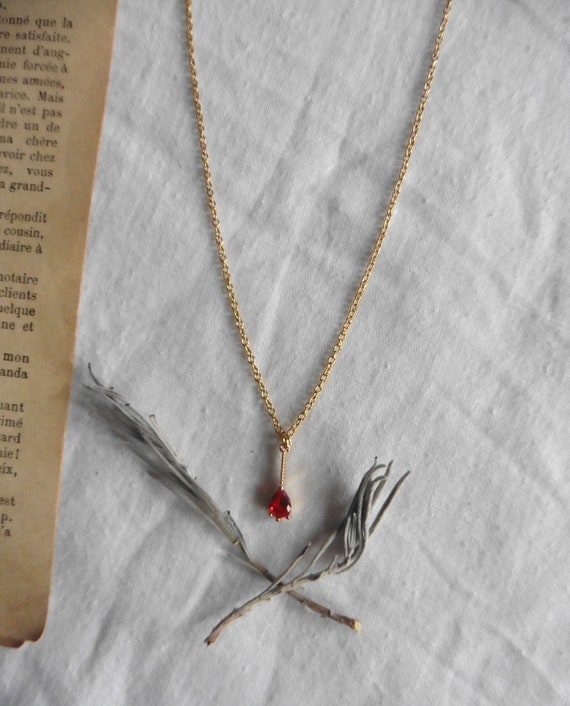 Lucy Westenra, Gothic Red Drop Necklace, Blood Tear, Gothic Tear 
