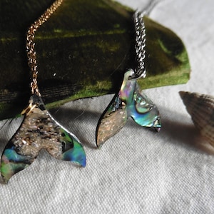 Whale tail necklace gold or silver, Mermaid necklace, Abalone necklace, Mother-of-pearl necklace, Mermaid necklace, Mermaidcore