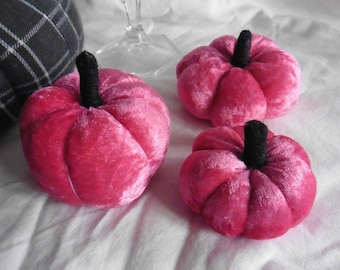 Set of 3 Pink Velvet Pumpkins, Fall Decor, Winter Decoration, Cucurbit, Halloween, Cinderella, Autumn Decoration, Pumpkin Ornament