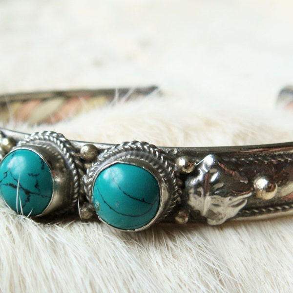 Turquoise bangle Turquoise bracelet White Metal Silver Miao Hill Tribe Native American Navajo Cherokee Tribal Indie Boho Bohemian Gypsy