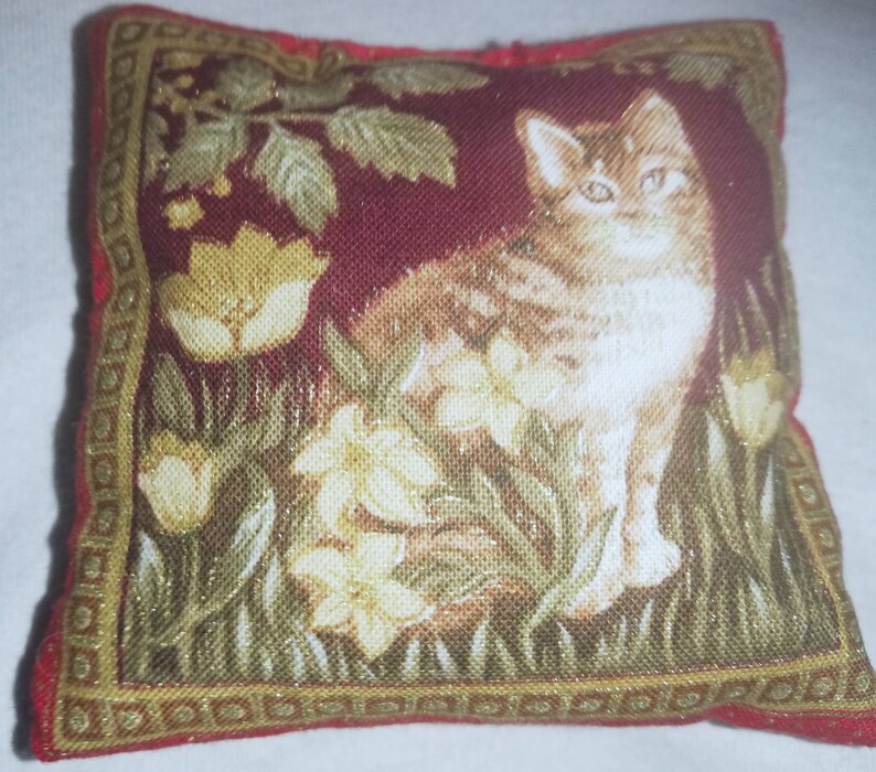 Handmade Lavender scented drawer pillows. Can be placed in Etsy