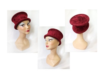 Burgundy winter women's hat toque