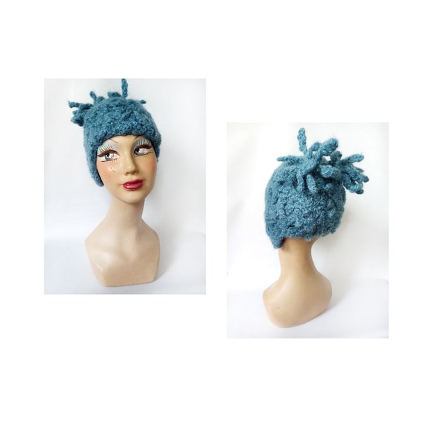 Bonnet fantaisie cache-oreille laine bleu manga cadeau