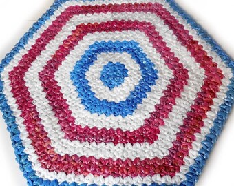 Blue red white plastic outdoor crochet rug, woven carpet