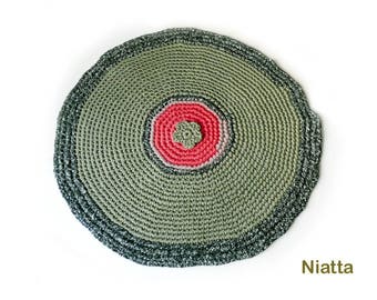 Handmade Crochet Rug: Round Woven Cotton Yarn Carpet, Green Geometric Design (31 inch)
