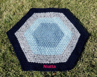 Wool rug, floor mat, handmade crochet carpet