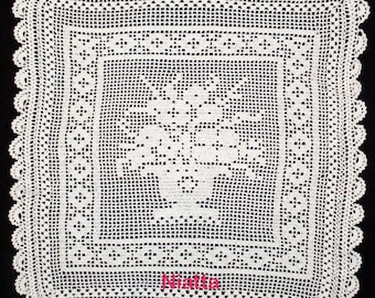 Square doily, vintage crochet pattern, pillow