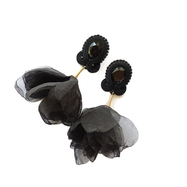 Black flowers, soutache earrings !boucles d'oreilles soutache,orecchini soutache