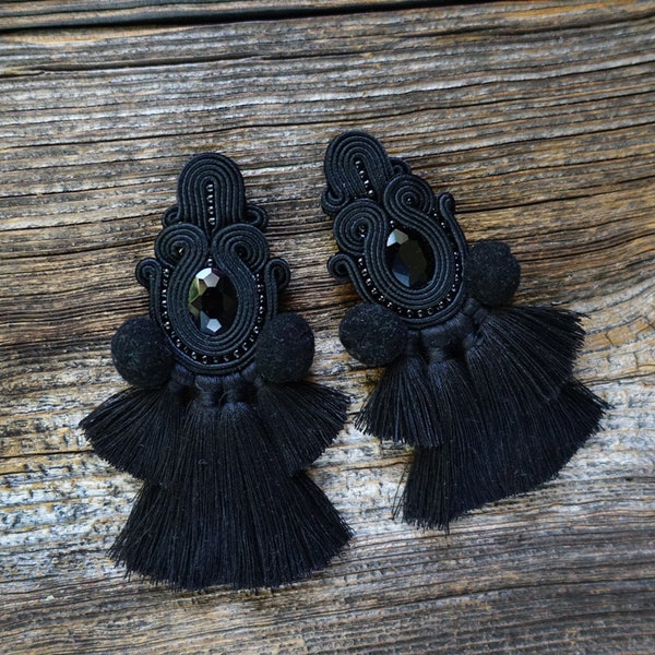 Large ethnic earrings with tassels, soutache earrings ! boucles d'oreilles soutache,orecchini soutache,