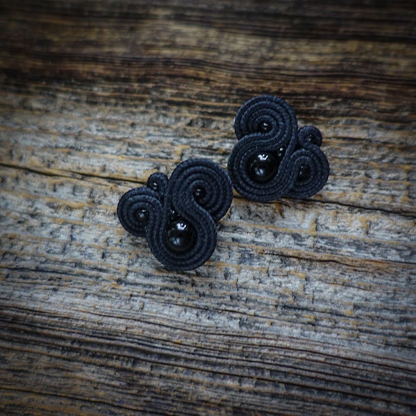 Tiny Black soutache earrings- GOOD PRICE ! orecchini soutache,boucles d'oreilles soutache