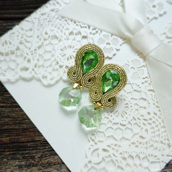 Gold and green -small soutache earrings ! orecchini soutache, boucles d'oreilles soutache, øredobber, Ohrringe Soutache