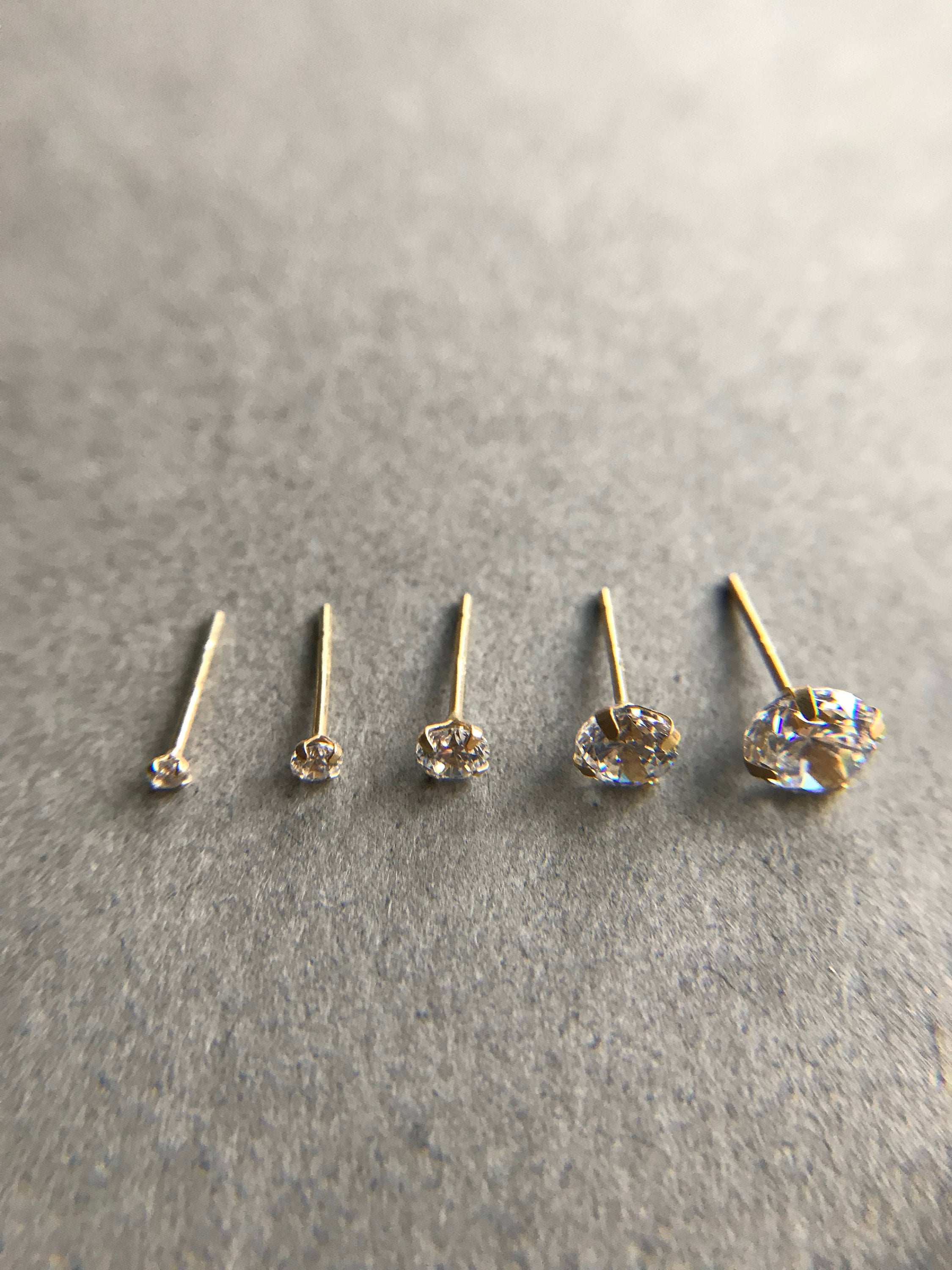 ピアス LESS IS MORE Single sale 14K gold cubic stud earrings il_fullxfull.2164815108_n8zo.jpg