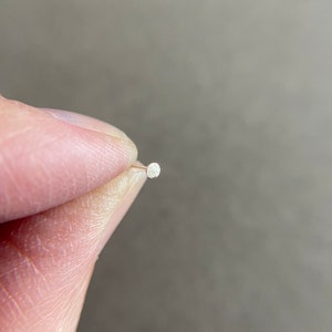 Silver Top Flat Round Circle Nose Studs - Sterling Silver