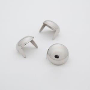 Standard 13mm (1/2&quot;) Silber Kuppel Ohrstecker für Punk Vintage Kleidung und vieles mehr - Tasche von 100