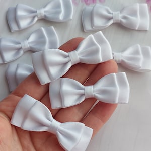 White Ready Made Satin Ribbon Bows Craft Sewing Wedding Bows 6 cm Wide Pack of 8
