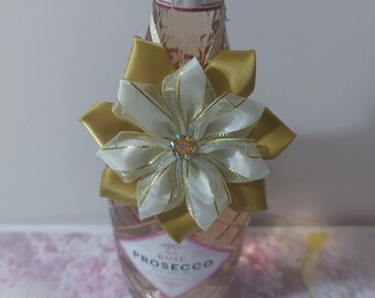 Bogen für Weinflasche Dekoration Gold Satin Elfenbein Blume Gastgeschenk