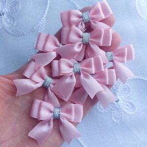 8er Satinband Handwerk Bögen Pink Verzierungen 4,5 cm kleine diy Bögen