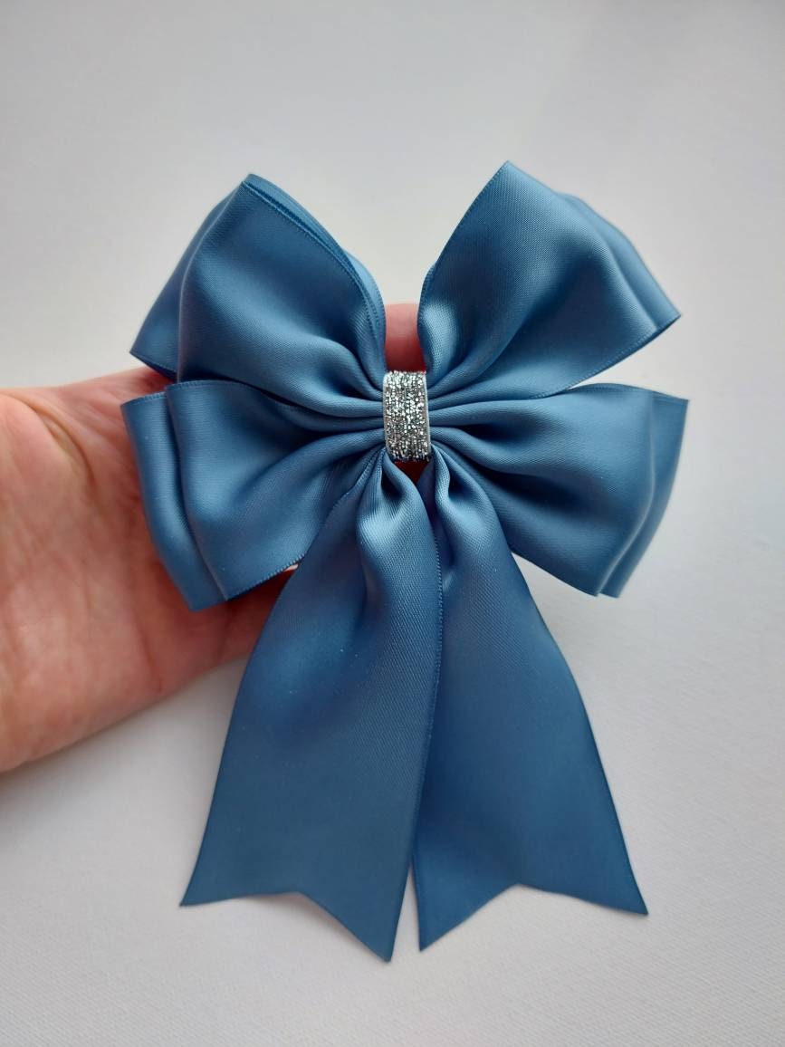 Blue Chiffon Ribbon Frayed Edge 1m Lengths for Wedding Bouquet, Blue Grey  Ideal for Invitations, Flat Lay, Wedding Styling, Gift Wrapping 