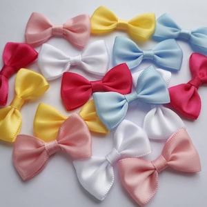 10 x Small Mini Bows Satin Ribbon Bows 4.4 x 2.4 mm Wide Baby Colours Sew On Baby Clothing Crafts Decoration