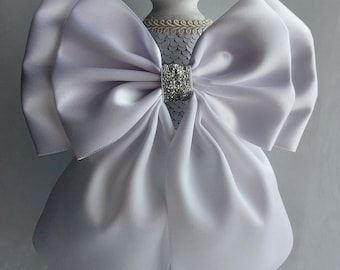 silver bow for dress Detachable bow White silver satin ribbon attachable dress bow 16 cm x 24cm bow brooch pin