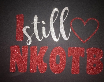 Chemise à paillettes I Still Love NKOTB pour femmes - T-shirt NKOTB - T-shirt NKOTB - Chemise Boy Band